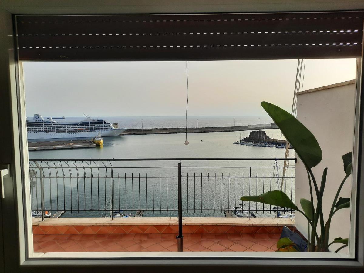 Mare Fuori Apartment ชิวิตาเวกเกีย ภายนอก รูปภาพ
