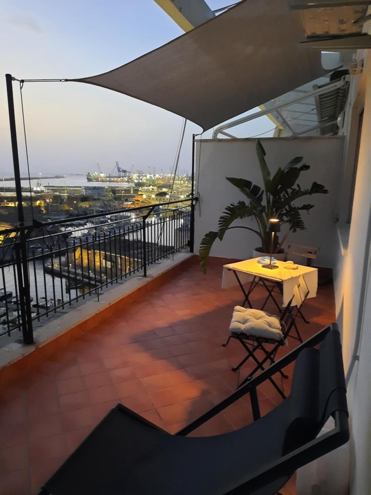 Mare Fuori Apartment ชิวิตาเวกเกีย ภายนอก รูปภาพ